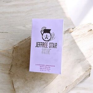 Jeffree Star Skin Lavender Lemonade Bath Salts - Purple